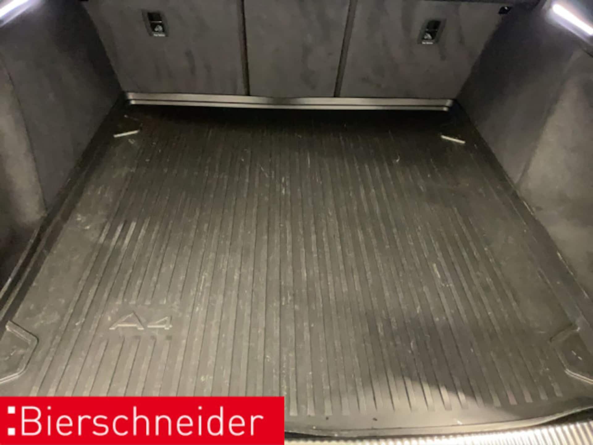 Audi A4 Avant S line