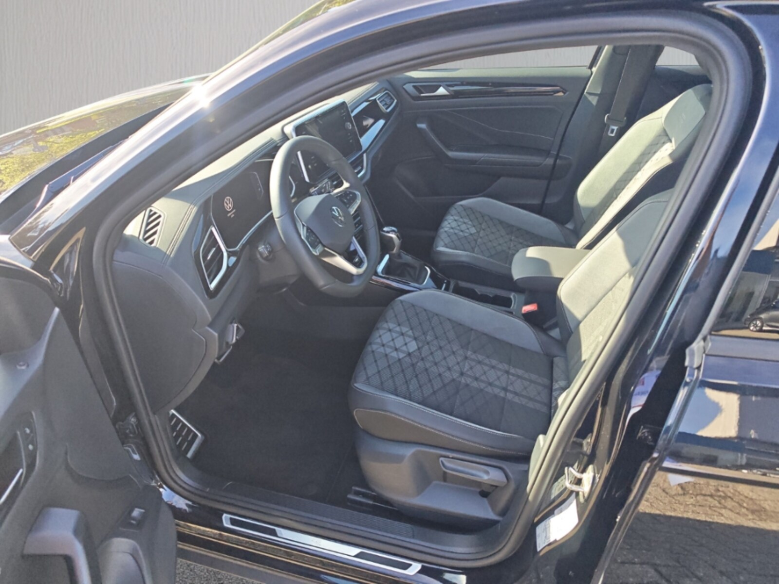Volkswagen T-Roc – Bild 13