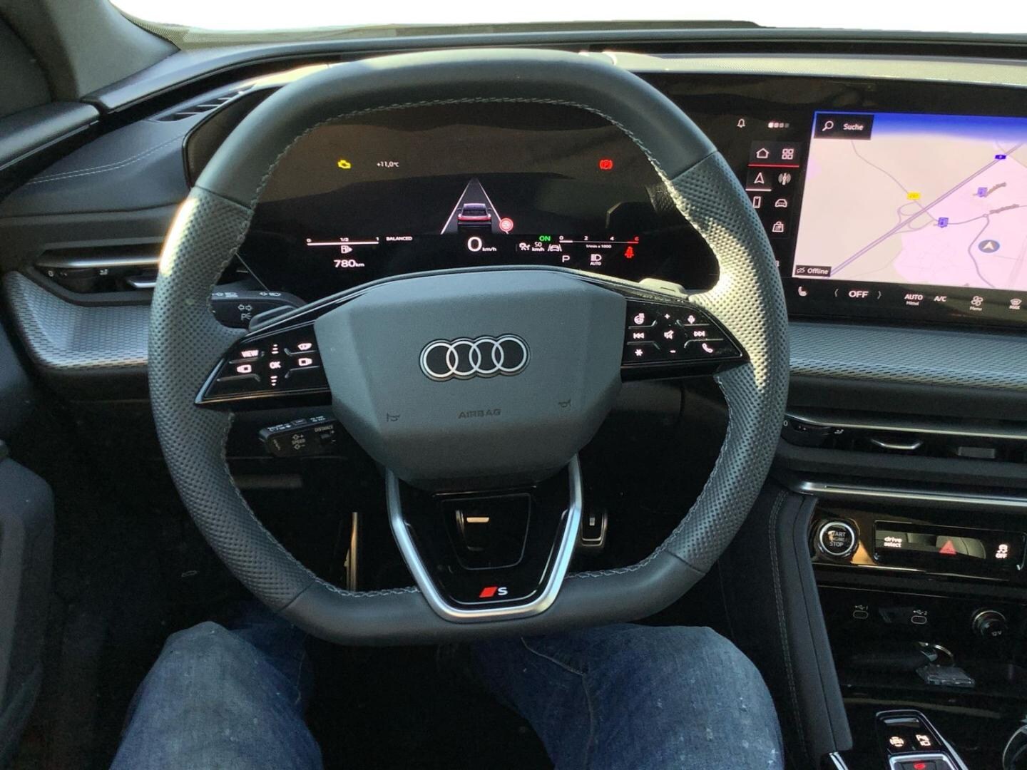 Bild über Audi Q5 SUV TDI quattro 150 kW S tronic - für weitere Informationen kontaktieren Sie den Audi Partner