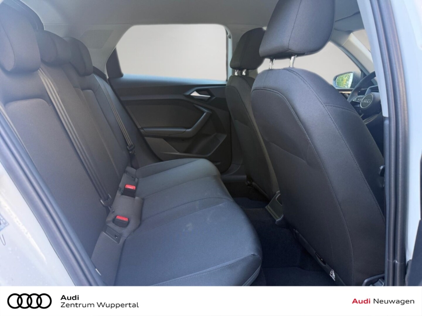 Bild über Audi A1 Sportback 25 TFSI S tronic - für weitere Informationen kontaktieren Sie den Audi Partner