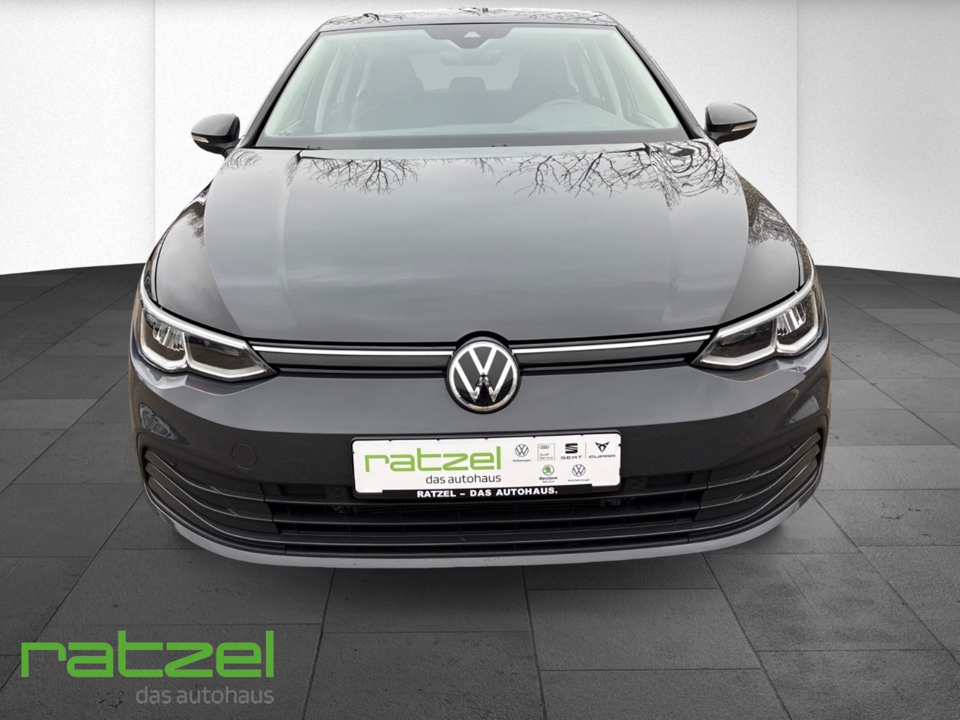 Volkswagen Golf Life