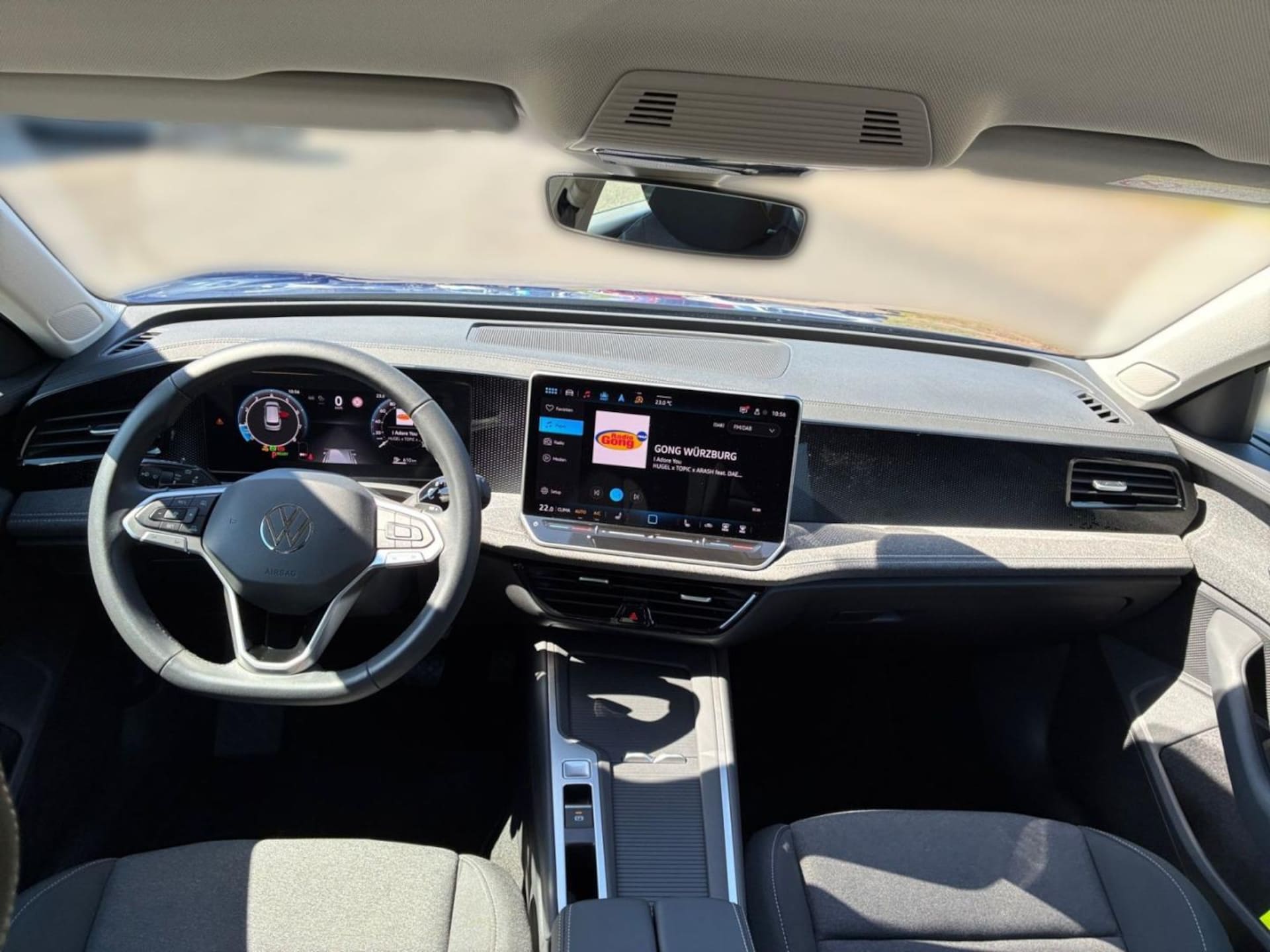 Volkswagen Passat Basis-Modell