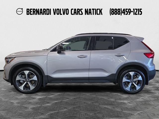 2026 Volvo XC40