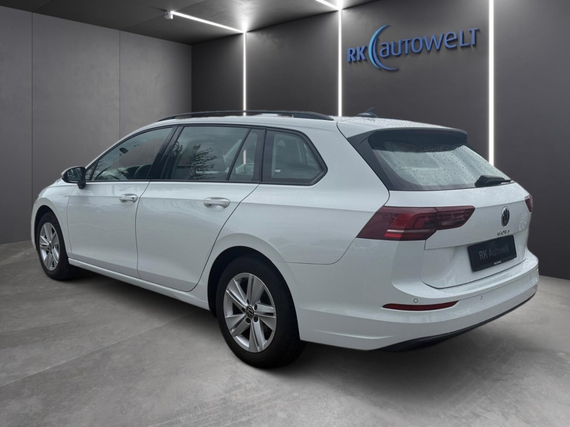 Volkswagen Golf Variant Life