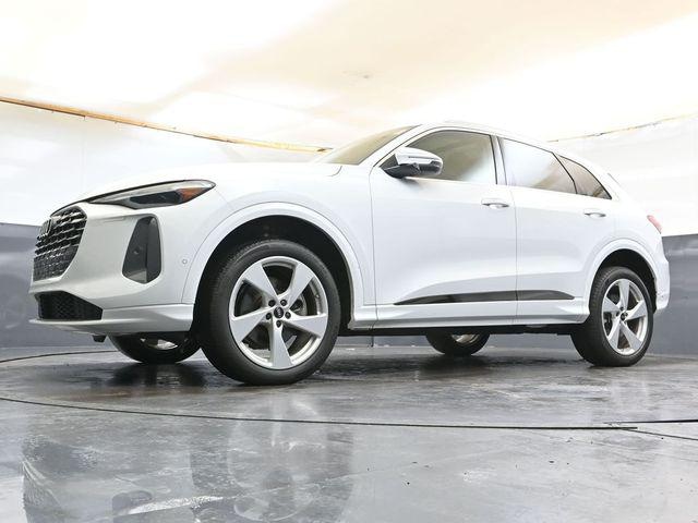 2025 Audi New Q5 Premium Plus - Photo 38