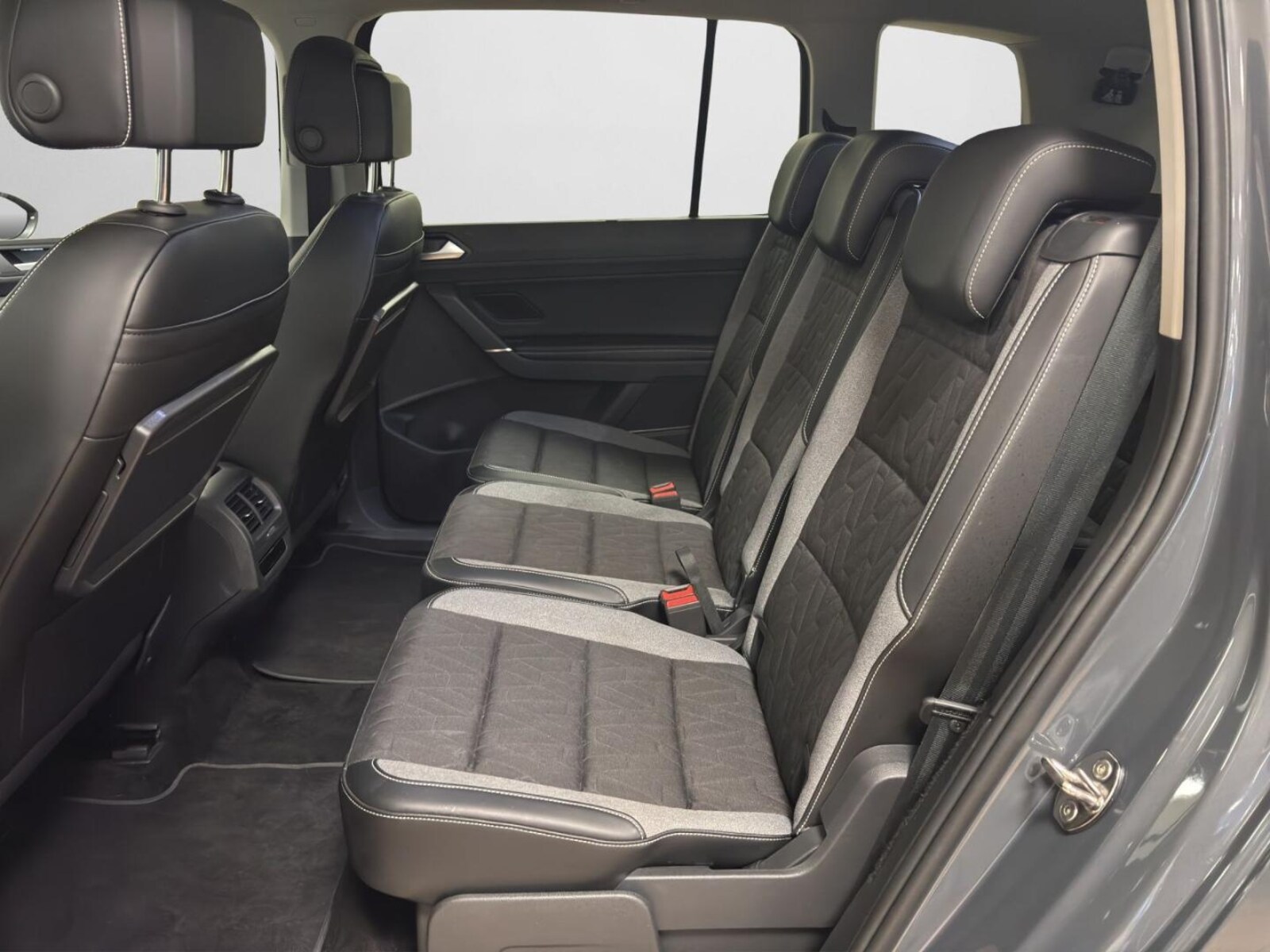 Volkswagen Touran – Bild 14