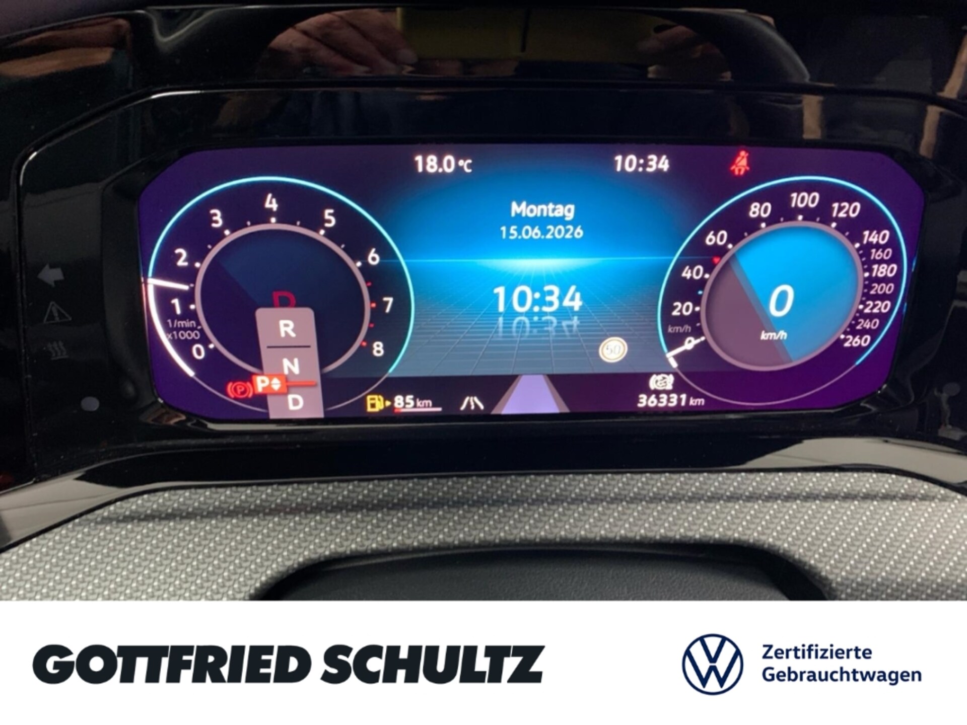 Volkswagen Golf R-Line