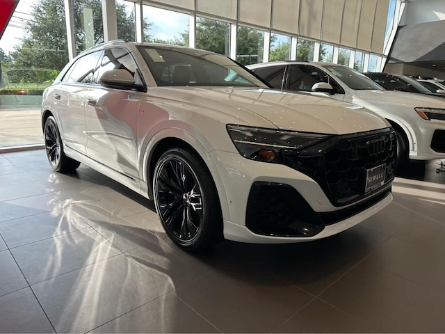 2026 Audi Q8