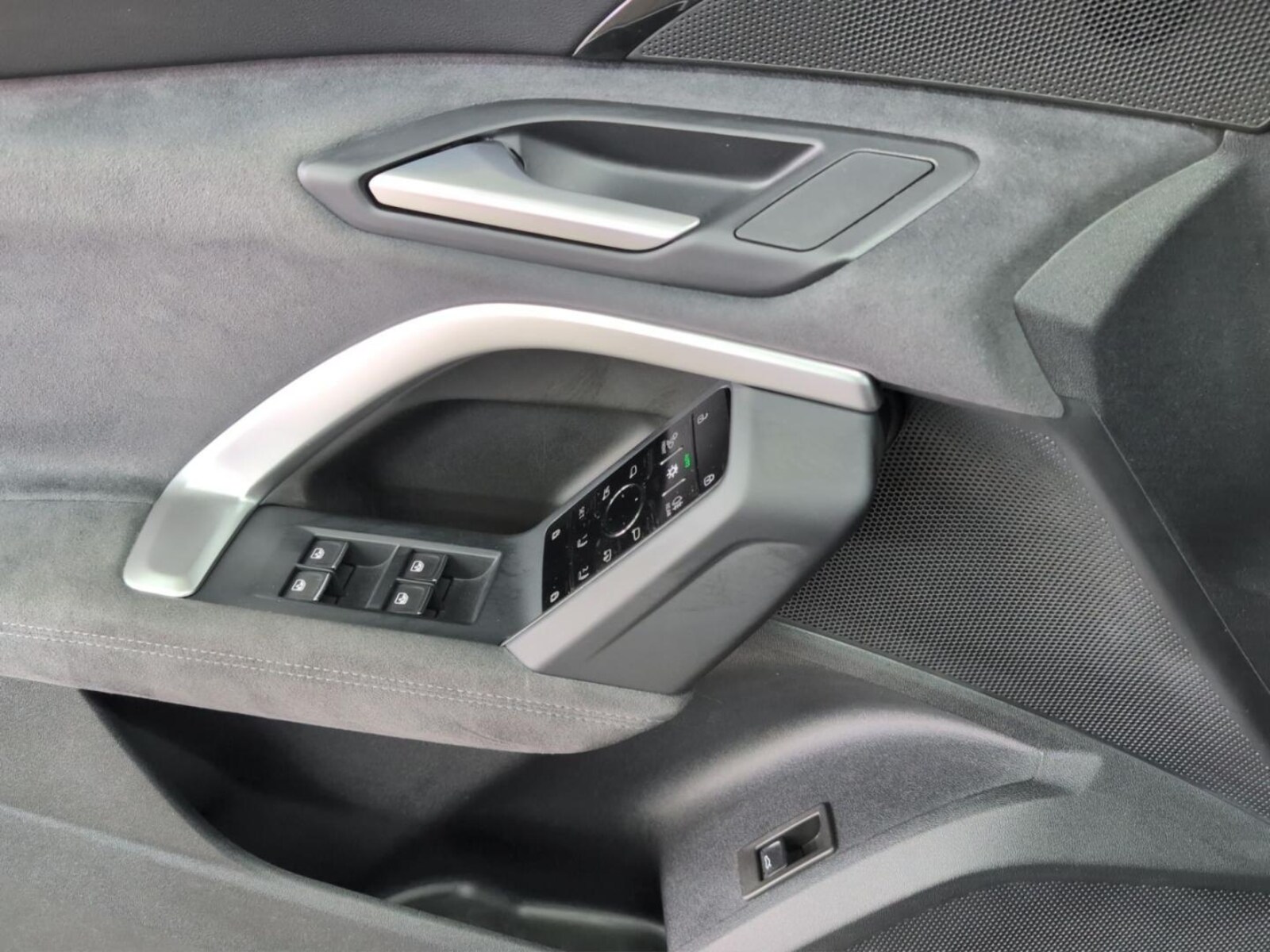 Audi SQ5 – Bild 10