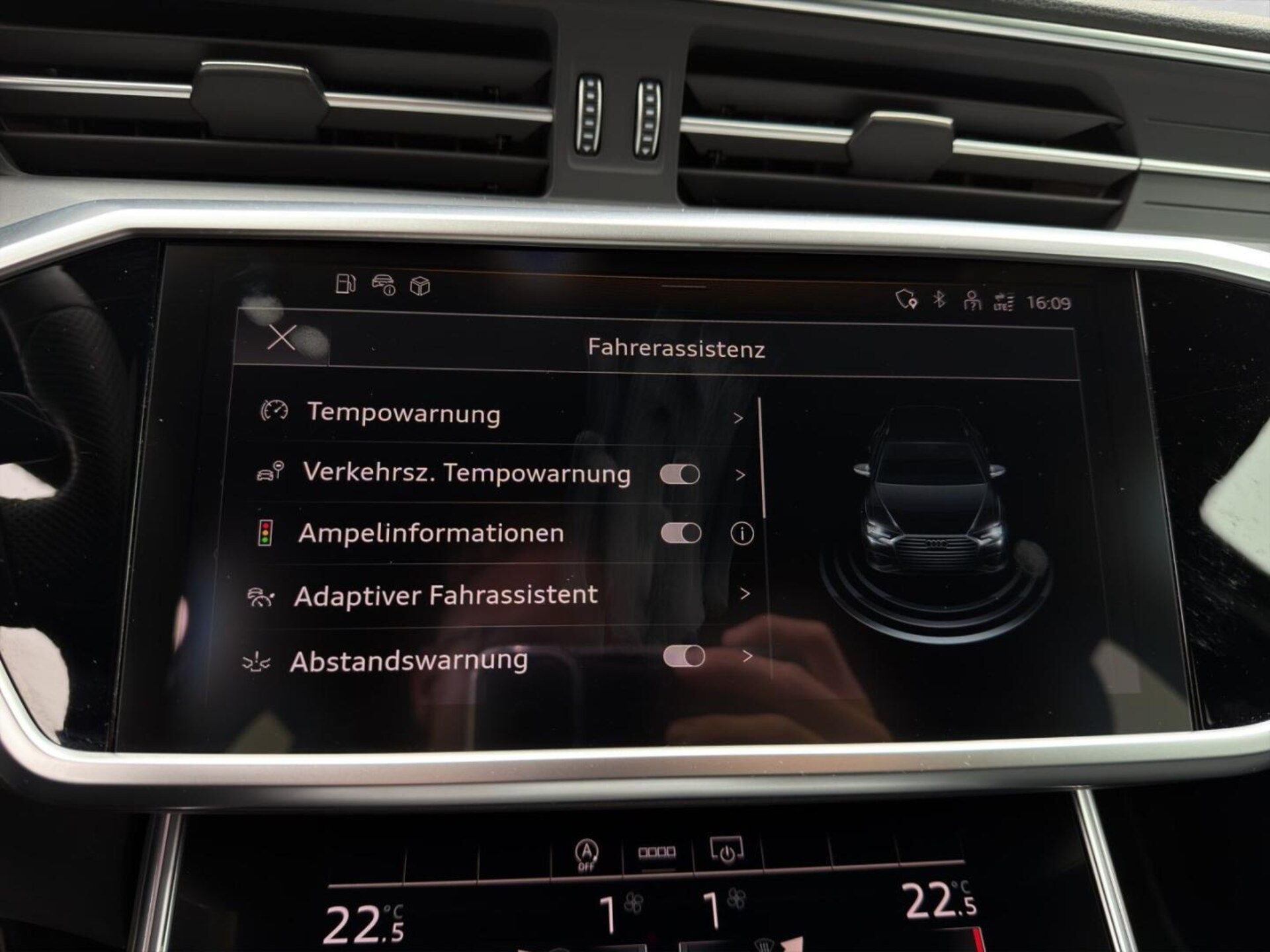 Audi S6 Avant
