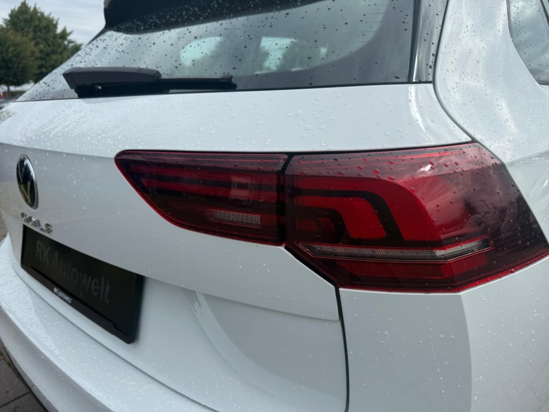 Volkswagen Golf Variant Life