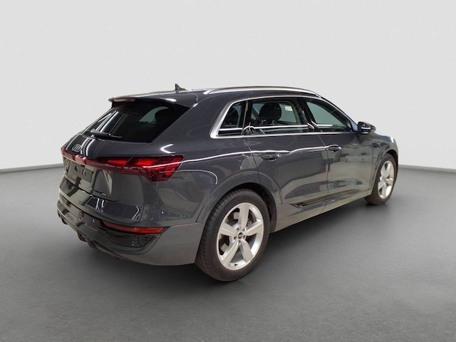 Image about Audi Q8 e-tron S line 50 e-tron quattro
