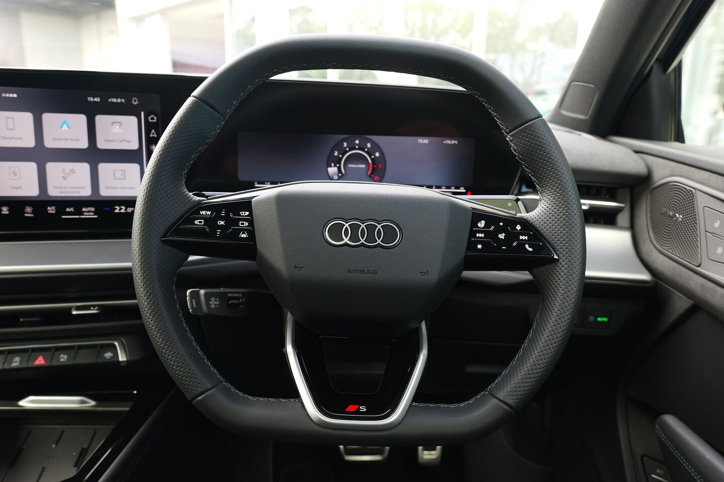 Image about Audi Q3 Sportback TFSI quattro 195 kW