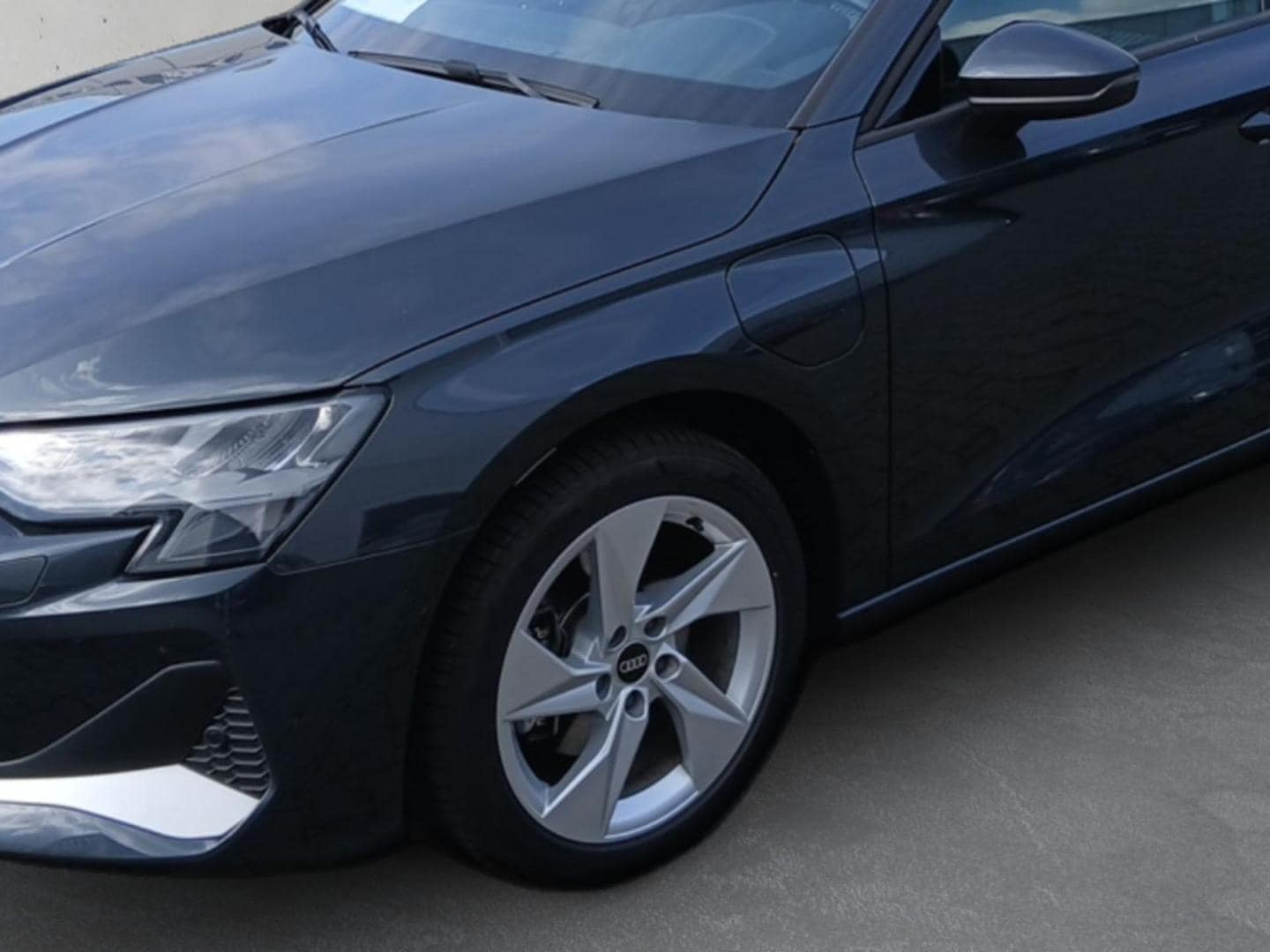 Bild über Audi A3 Sportback TFSI e advanced 40 TFSI e S tronic - für weitere Informationen kontaktieren Sie den Audi Partner
