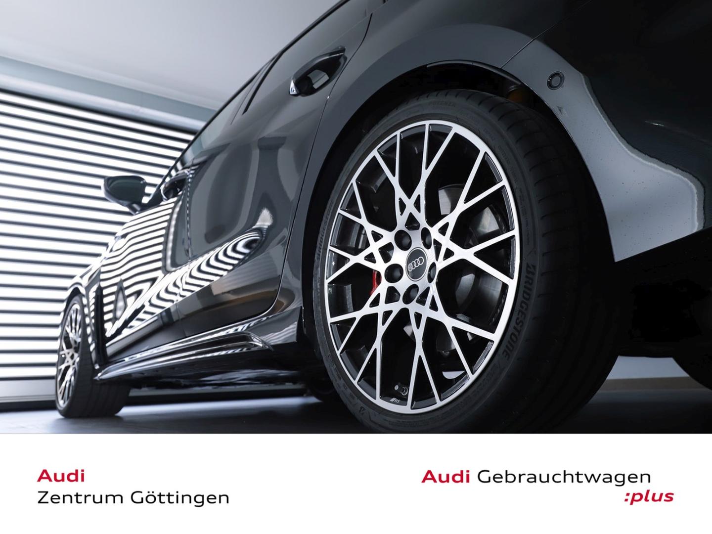 Image about Audi RS 3 Limousine TFSI quattro S tronic