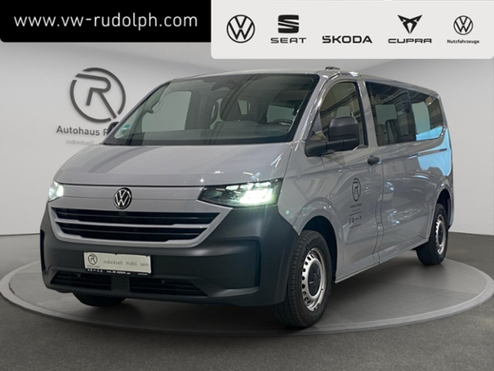 Volkswagen Transporter Kombi langer Radstand