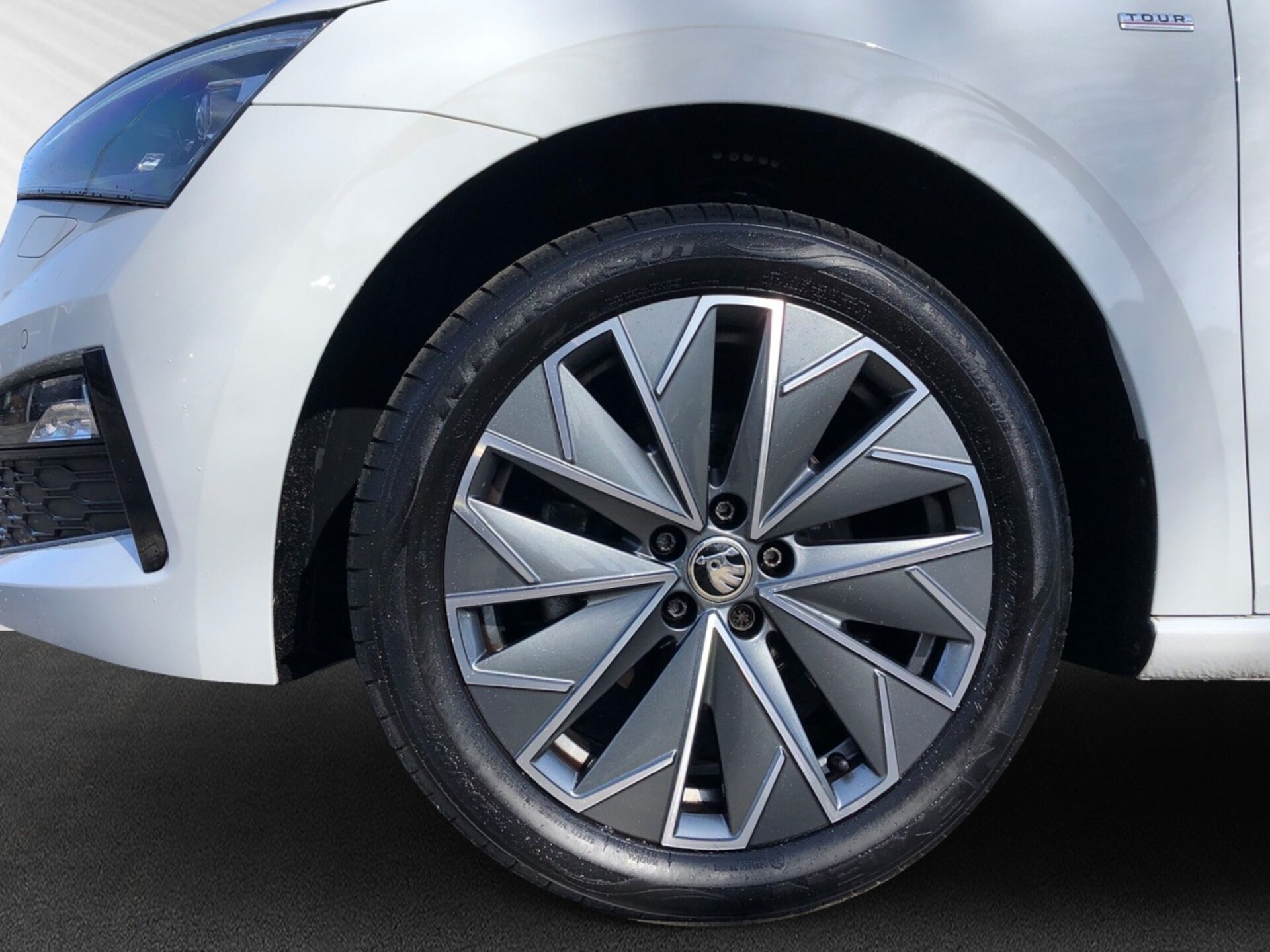 Skoda Scala Tour