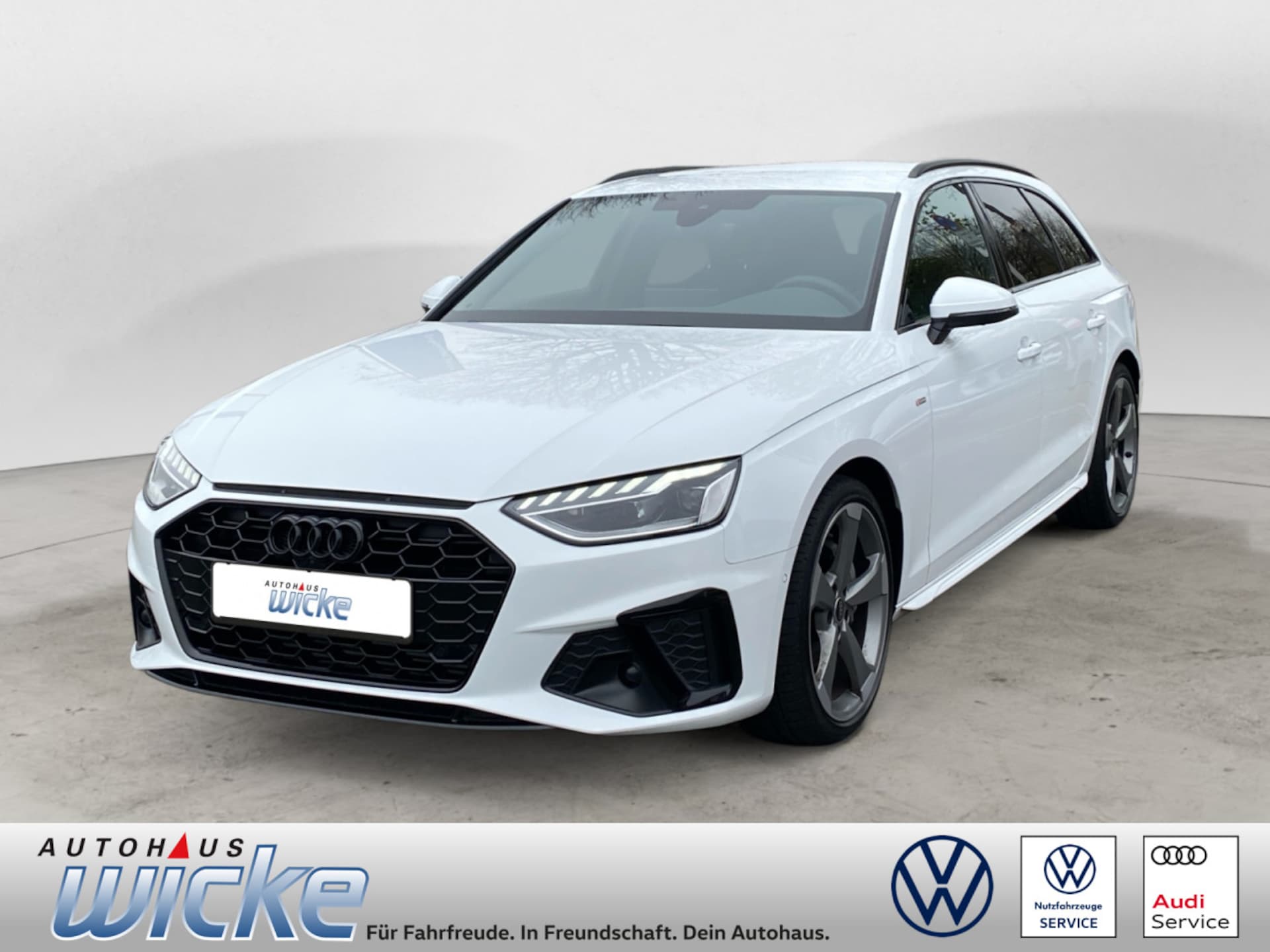 Audi A4 Avant S line