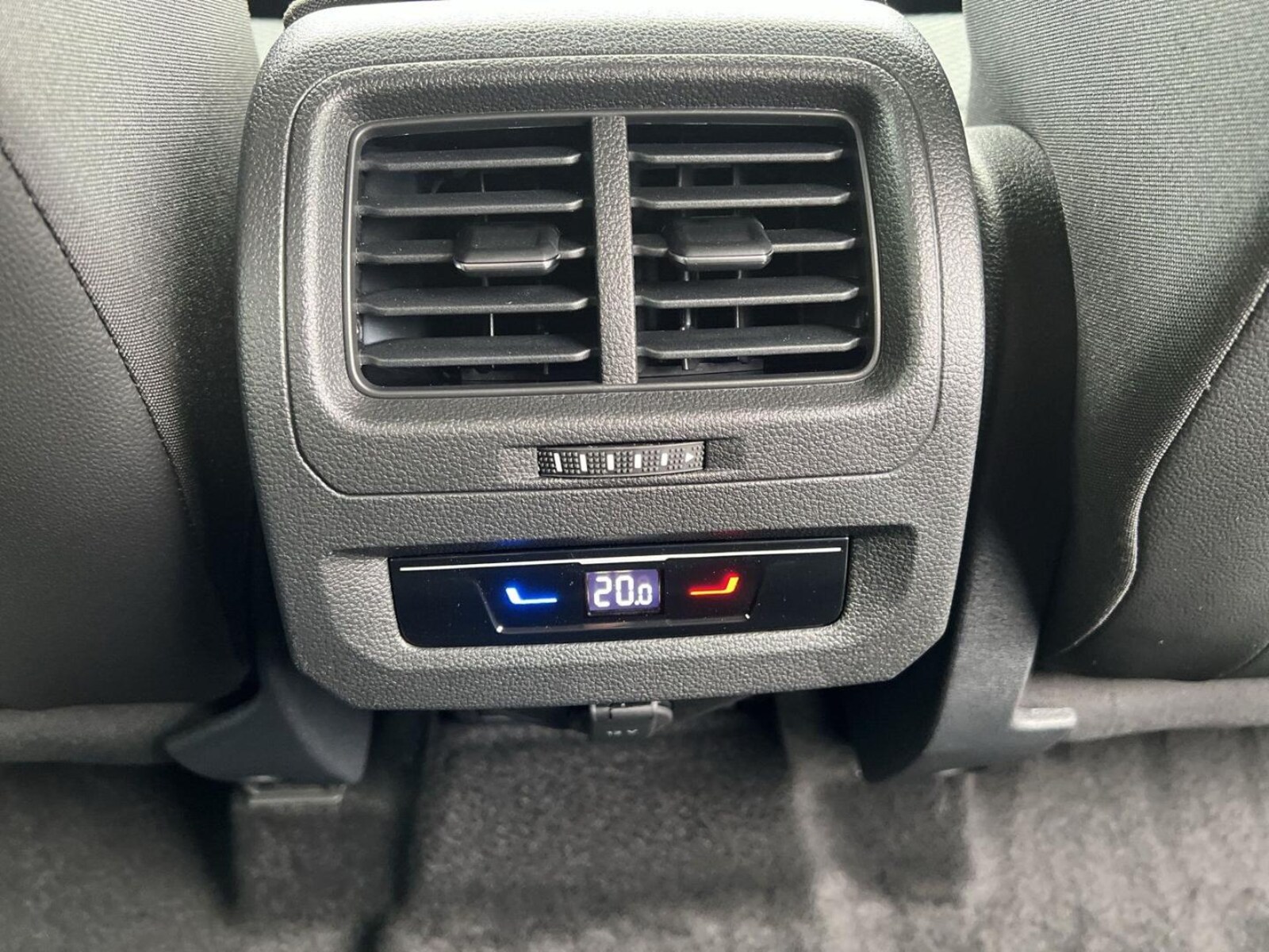 Volkswagen Touran – Bild 30