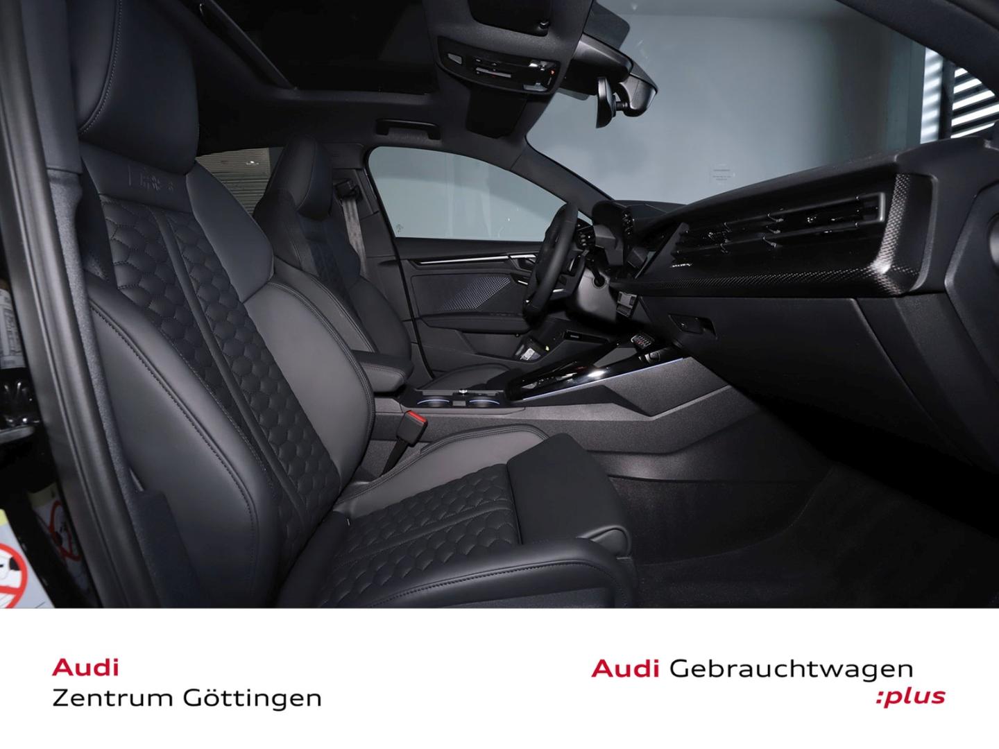 Image about Audi RS 3 Limousine TFSI quattro S tronic