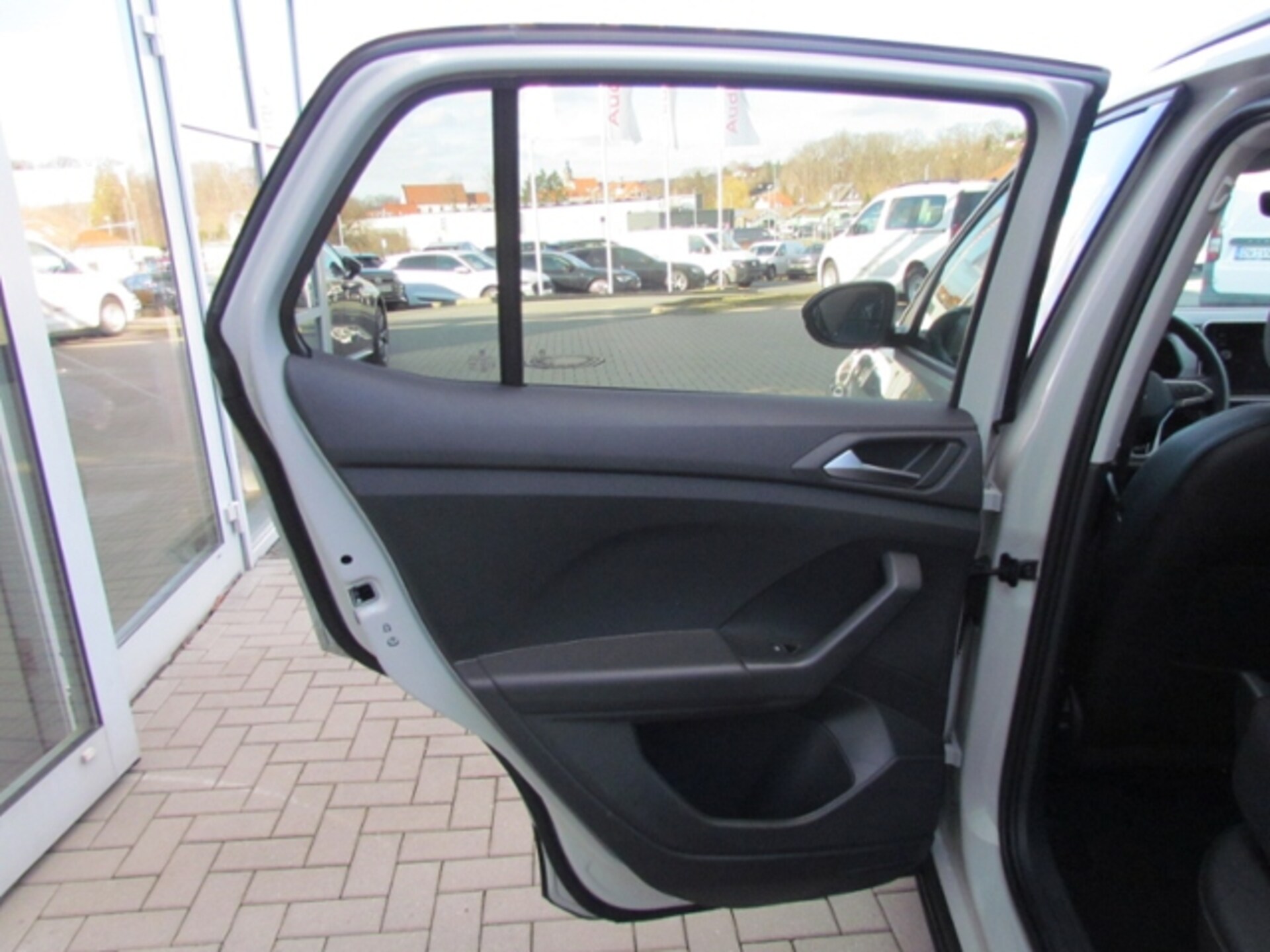 Volkswagen T-Cross Life