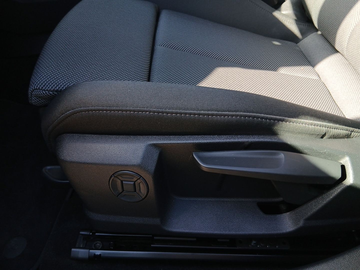 Bild über Audi A3 Sportback TFSI e advanced 40 TFSI e S tronic - für weitere Informationen kontaktieren Sie den Audi Partner