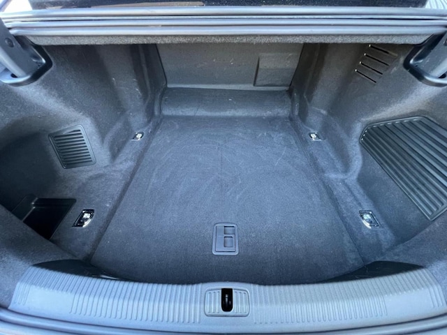 Audi A8 Lang 60 TFSI Quattro Tiptronic - 2023 - Joinsteer - #16