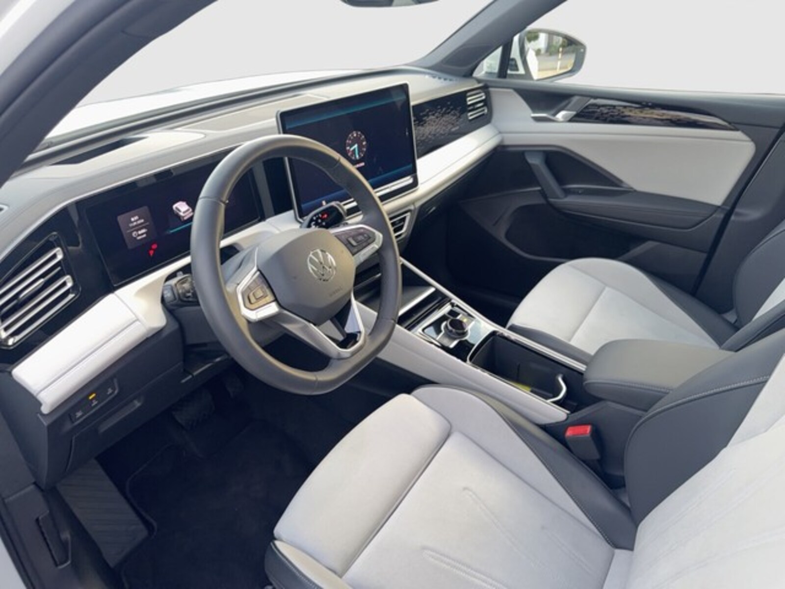 Volkswagen Tiguan – Bild 8