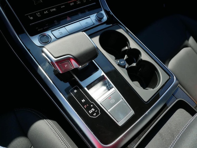 2026 Audi Q7 Premium Plus - Photo 17