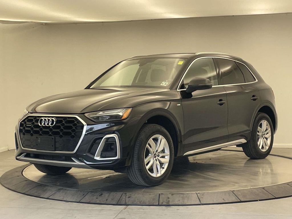 2023 Audi Q5 45 Premium's photo