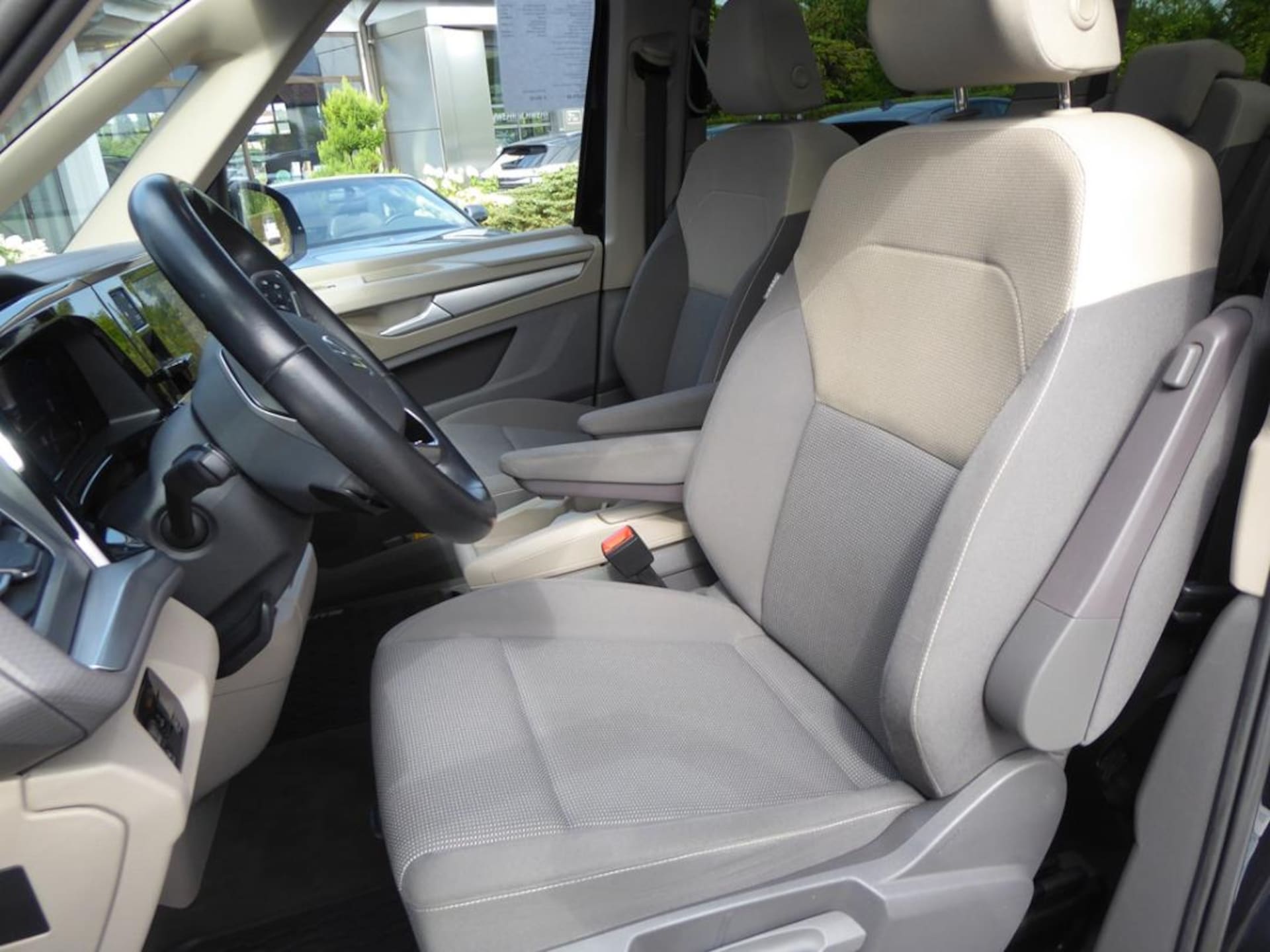 Volkswagen Multivan Life