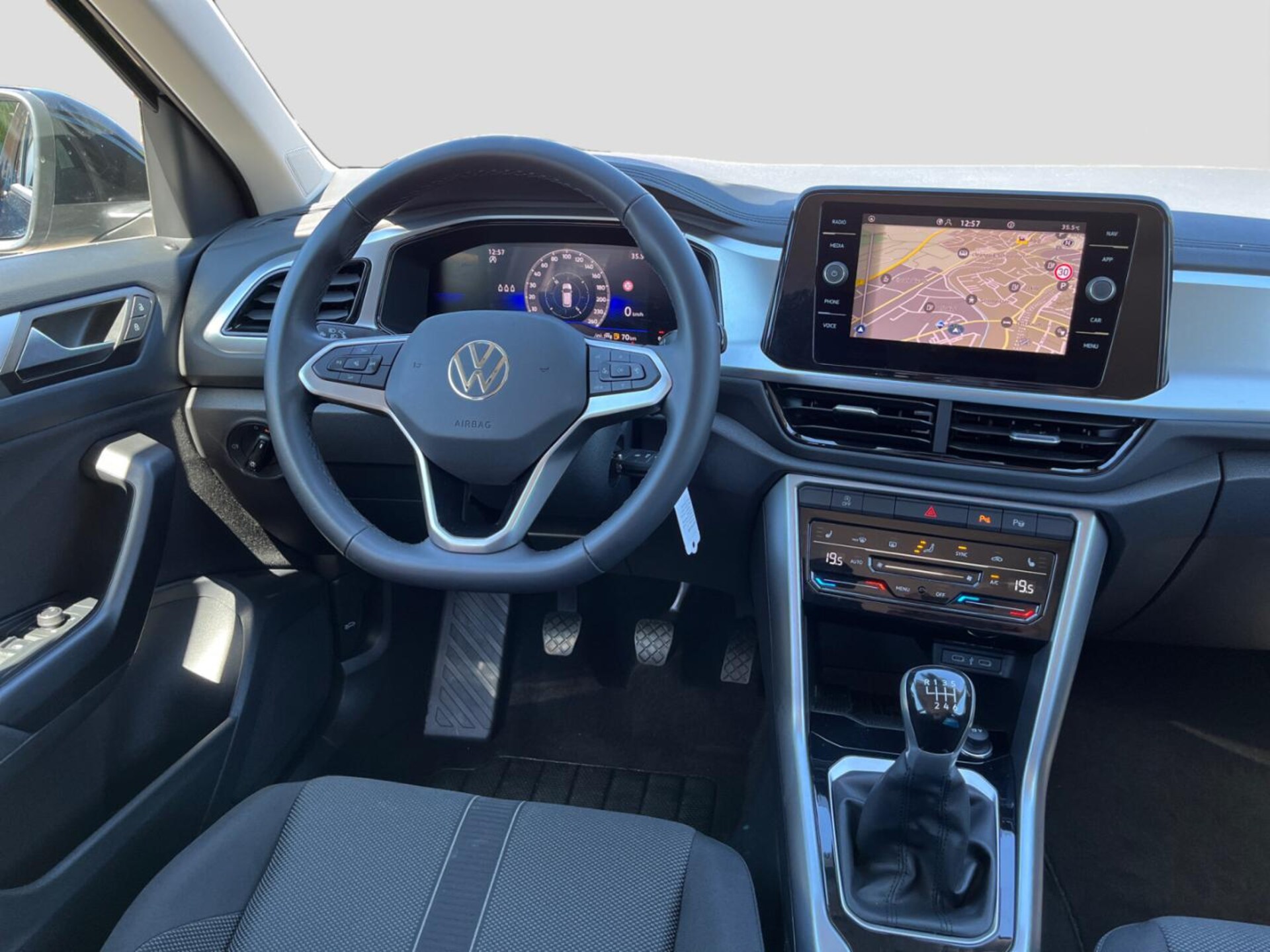 Volkswagen T-Roc Life