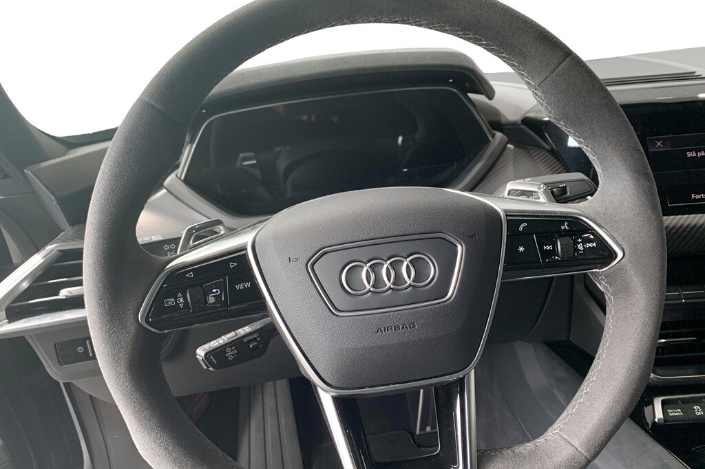 Bild som visar&nbsp;Audi RS e-tron GT&nbsp;RS e-tron GT 440,00 kW - för mer information kontakta din Audi Partner