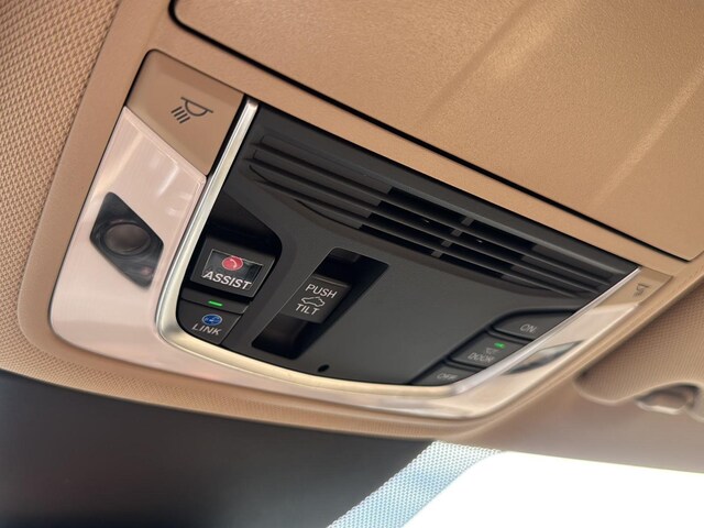 2025 Acura TLX Technology Package - Photo 36