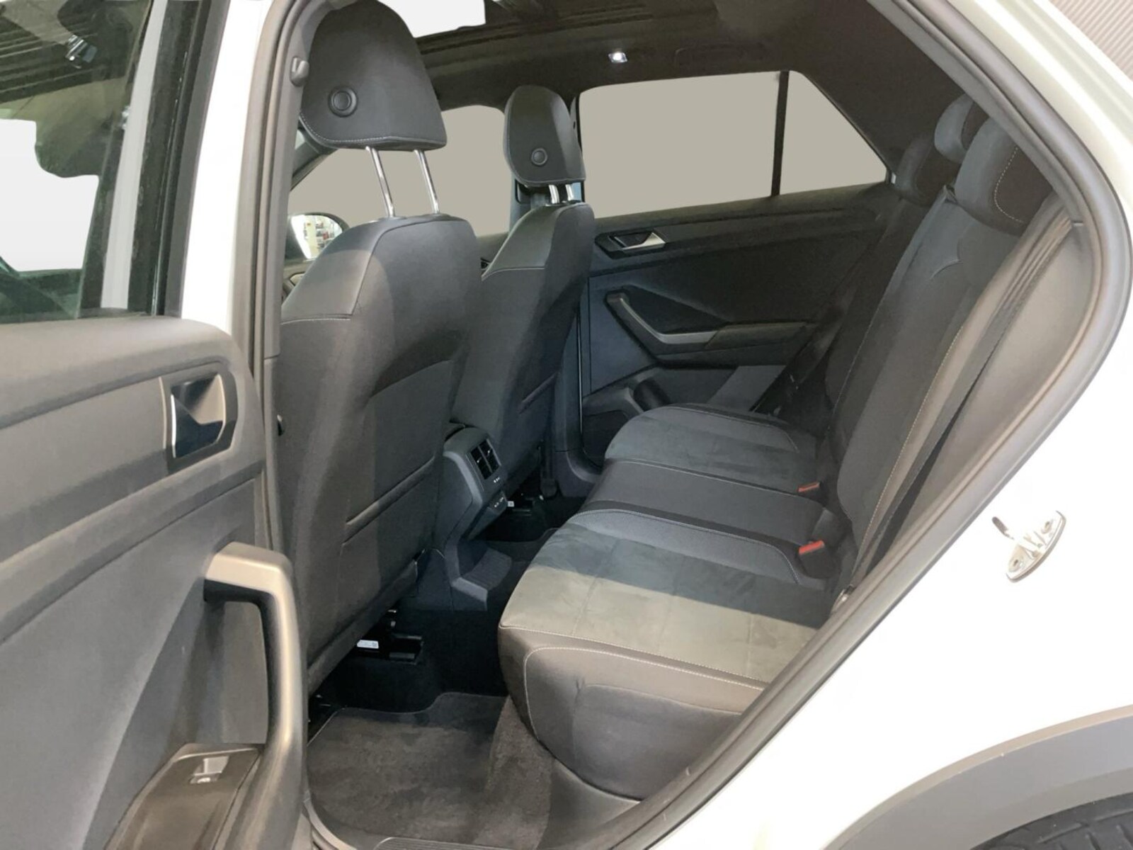 Volkswagen T-Roc – Bild 11