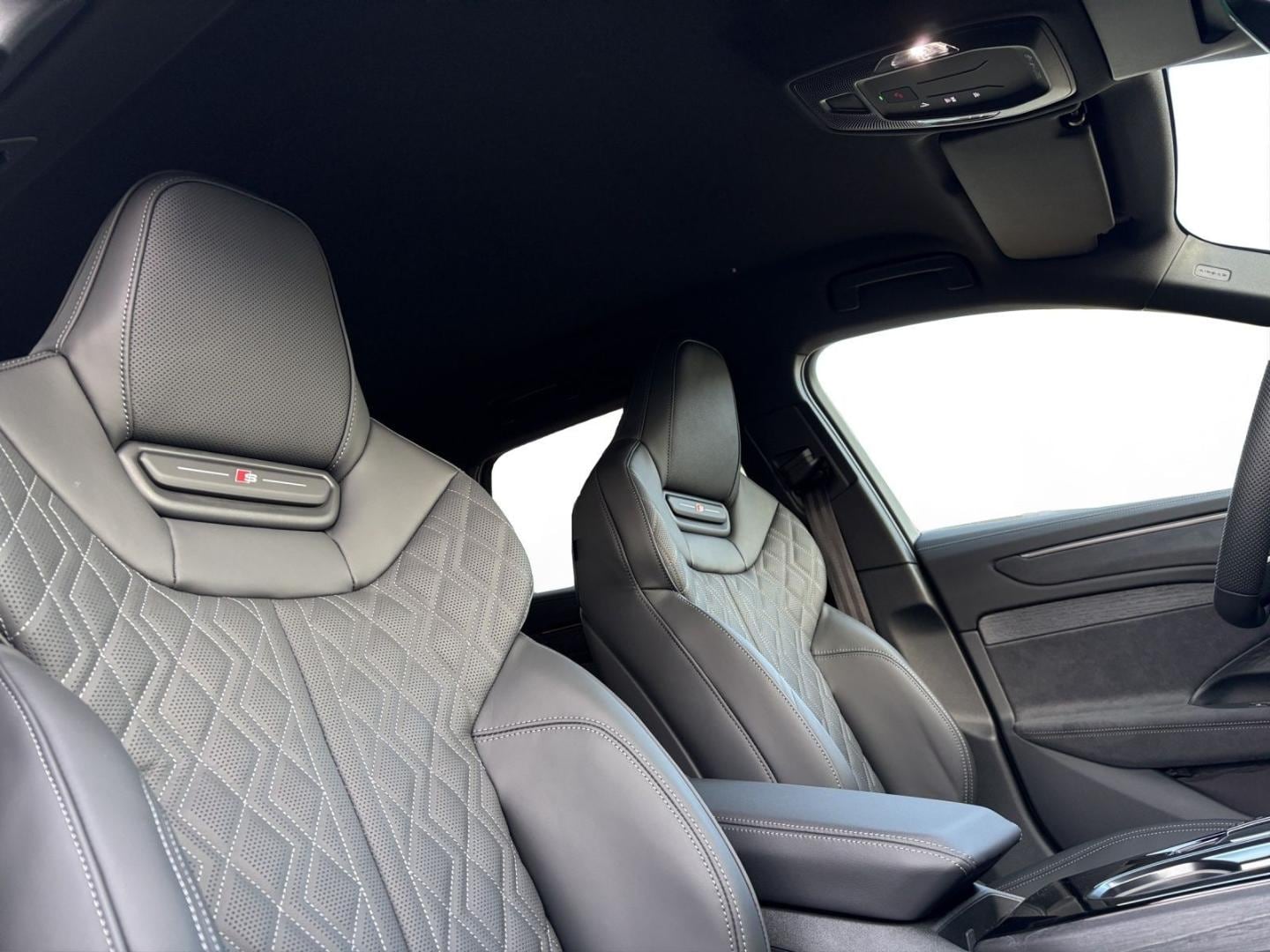 Bild über Audi A6 allroad e-hybrid e-hybrid quattro 270 kW S tronic - für weitere Informationen kontaktieren Sie den Audi Partner