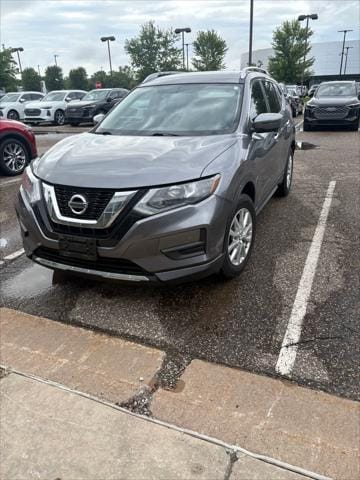 Used 2017 Nissan Rogue SV with VIN KNMAT2MT8HP529243 for sale in Maplewood, Minnesota