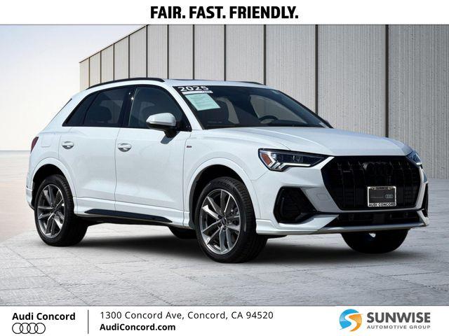 2025 Audi Q3 45 TFSI S Line Premium quattro's photo