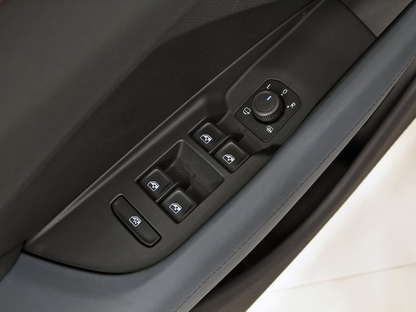 CUPRA Terramar 1.5 TSI e-Hybrid DSG 150 kW (204 CV) — photo 11