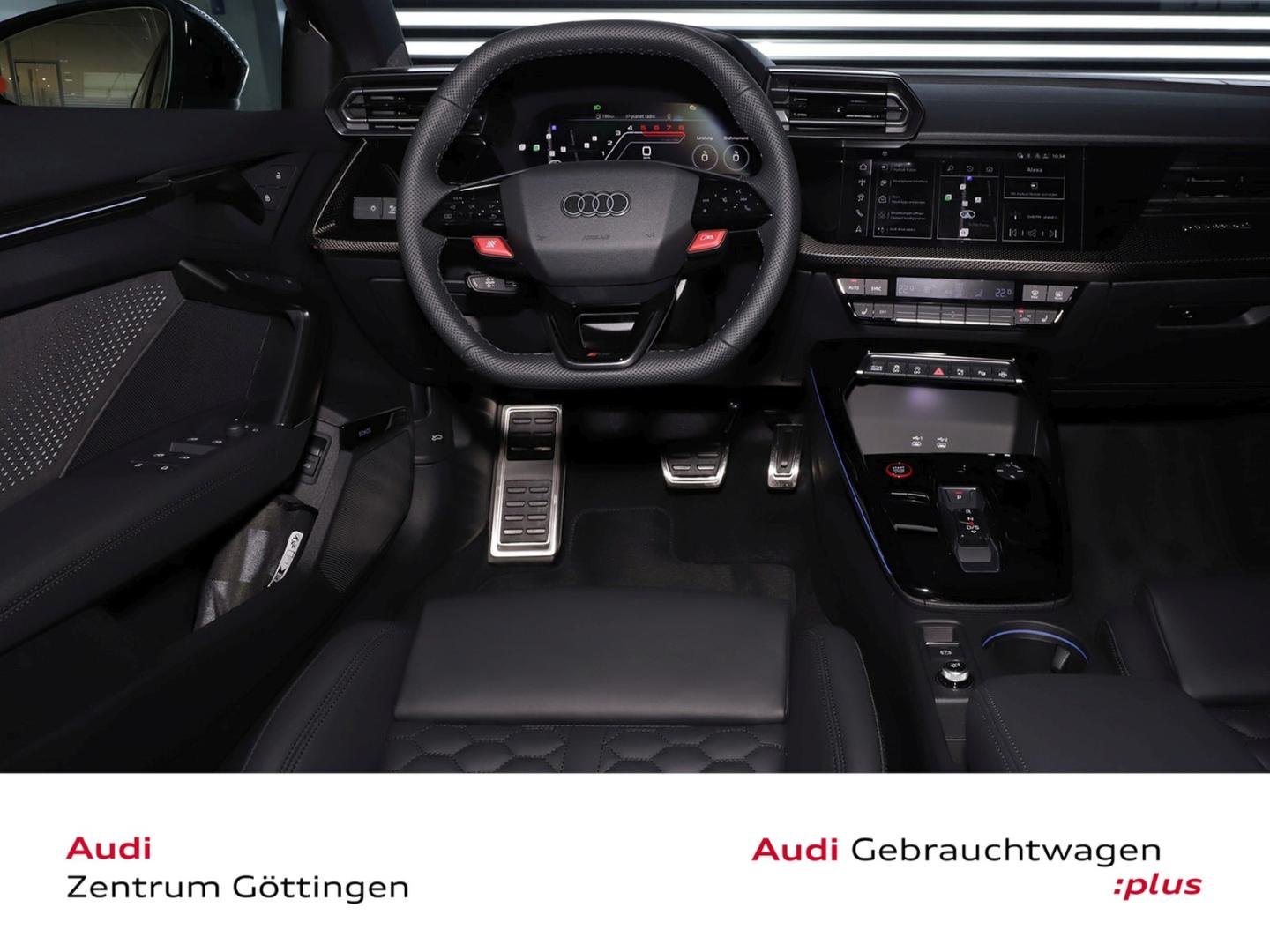 Image about Audi RS 3 Limousine TFSI quattro S tronic