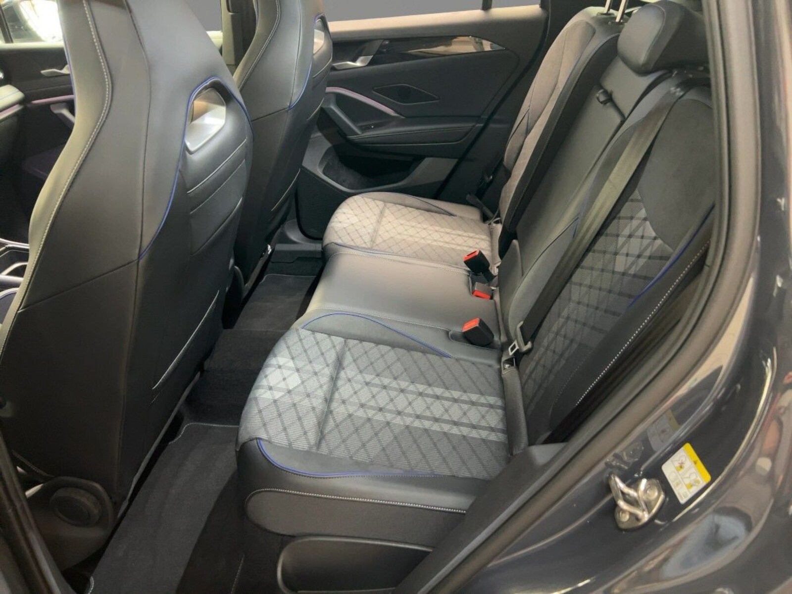 Volkswagen Tiguan – Bild 9