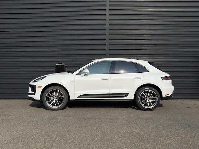 2025 Porsche Macan