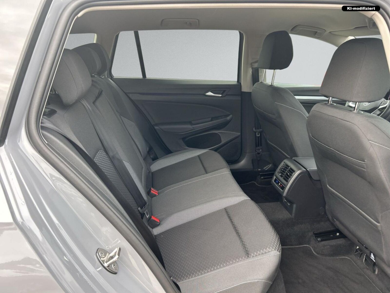 Volkswagen Golf Variant – Bild 12