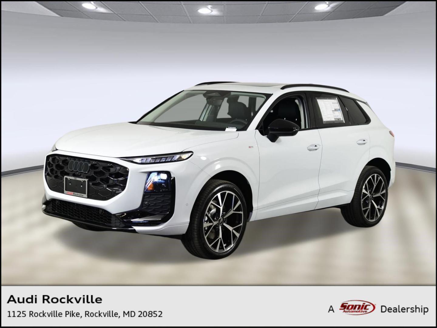 2026 Audi Q3 S line quattro's photo