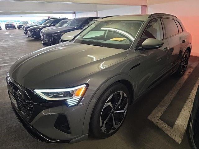 2024 Audi Q8 e-tron