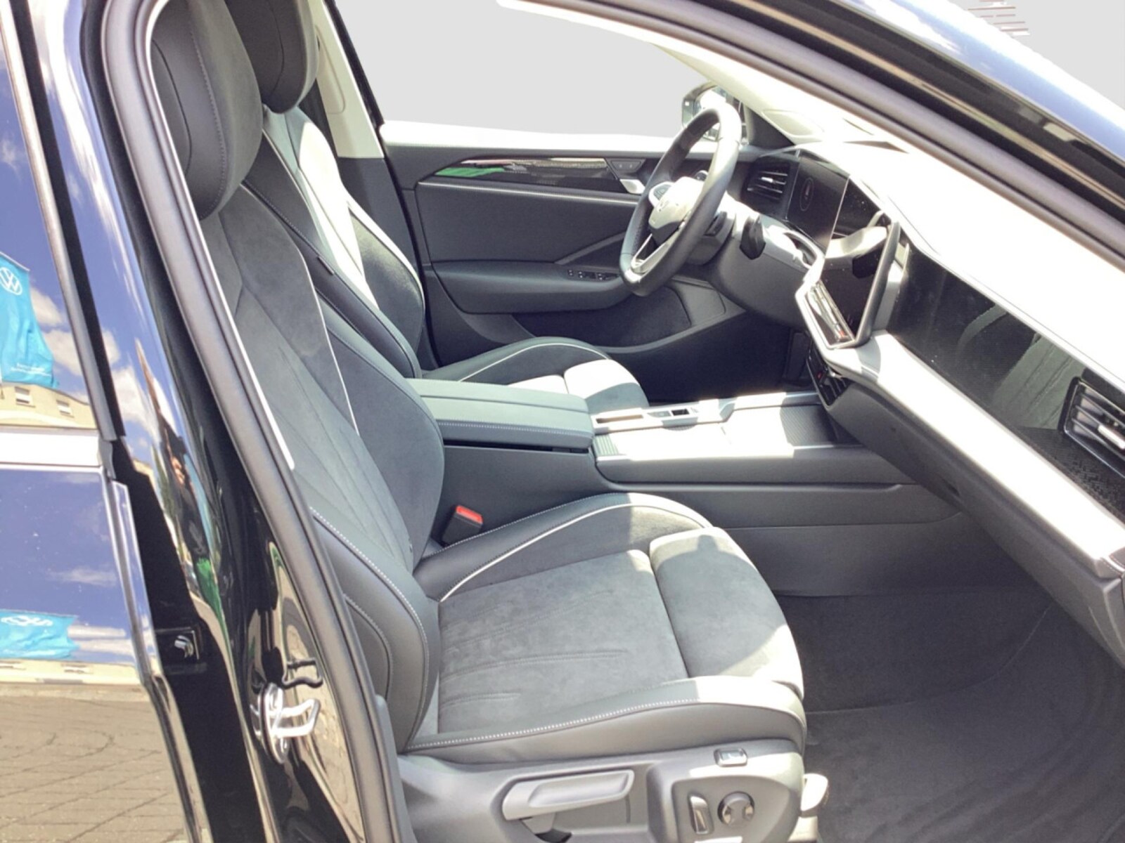 Volkswagen Passat – Bild 12