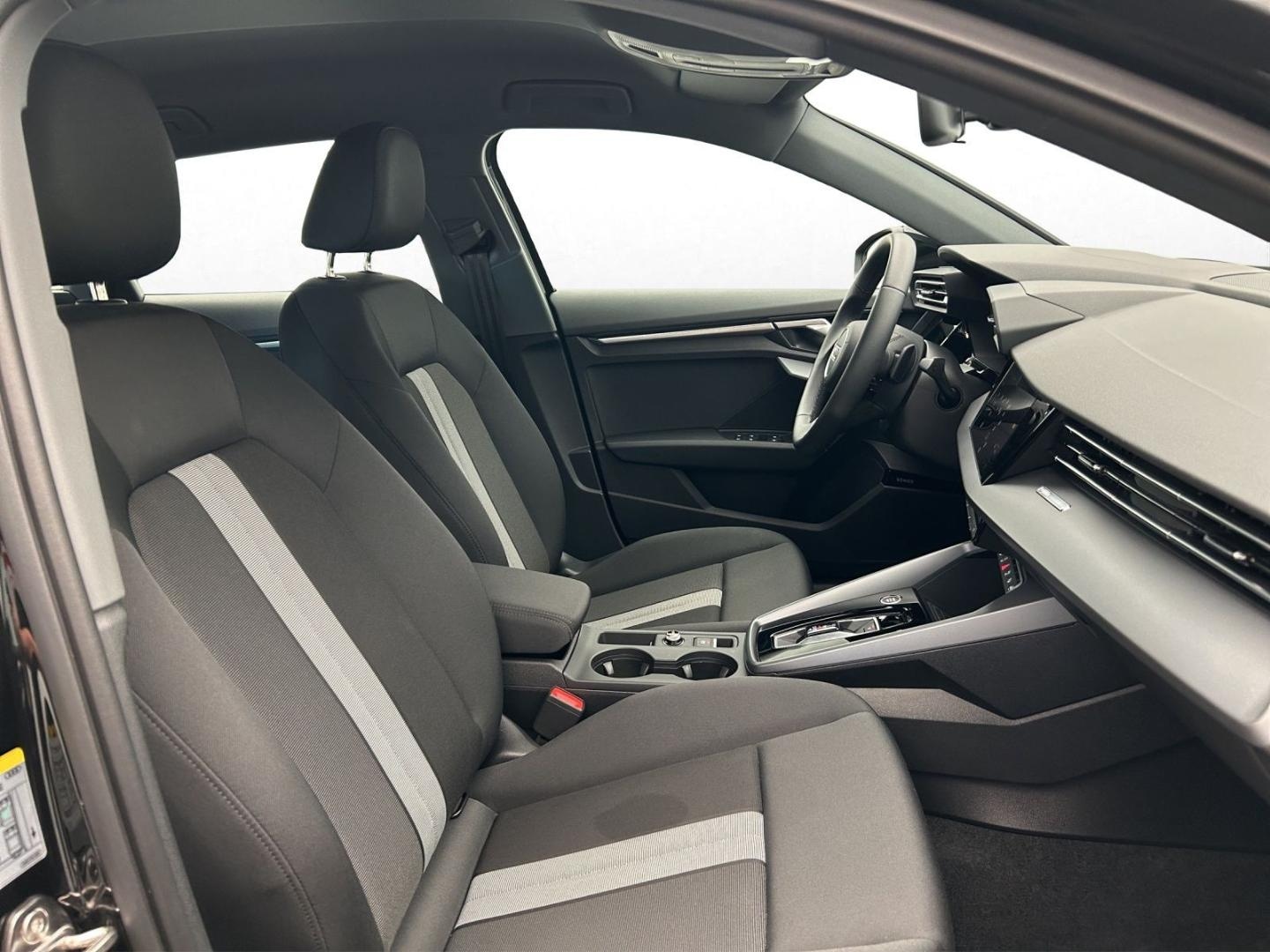 Bild über Audi A3 Sportback advanced 35 TDI S tronic - für weitere Informationen kontaktieren Sie den Audi Partner