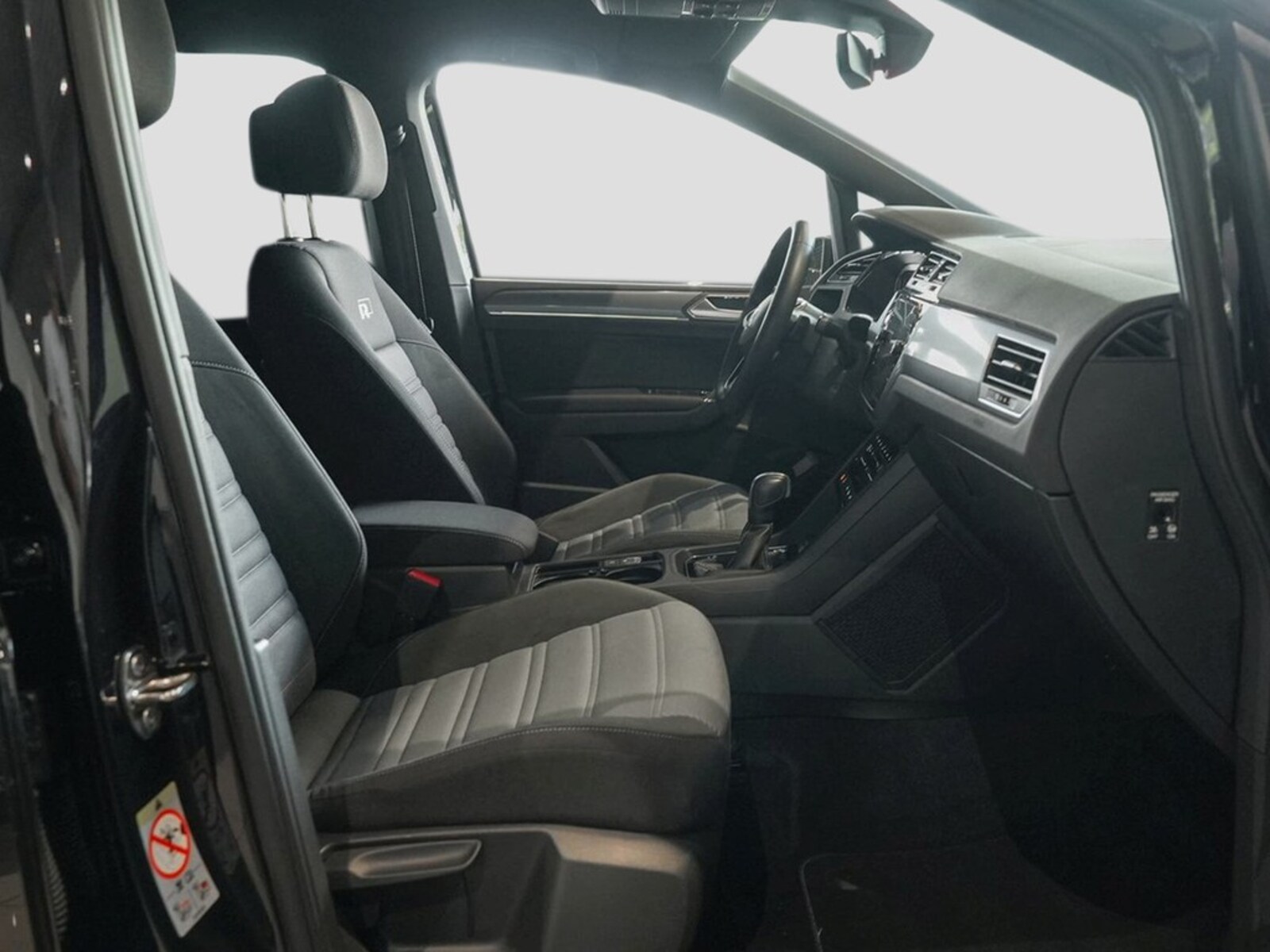 Volkswagen Touran – Bild 6