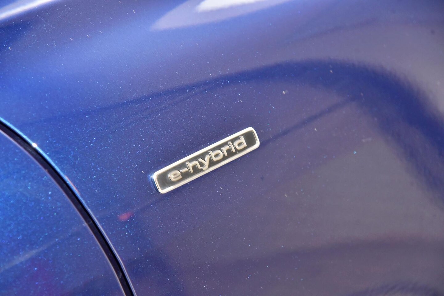 Image about Audi Q5 SUV e-hybrid quattro S tronic