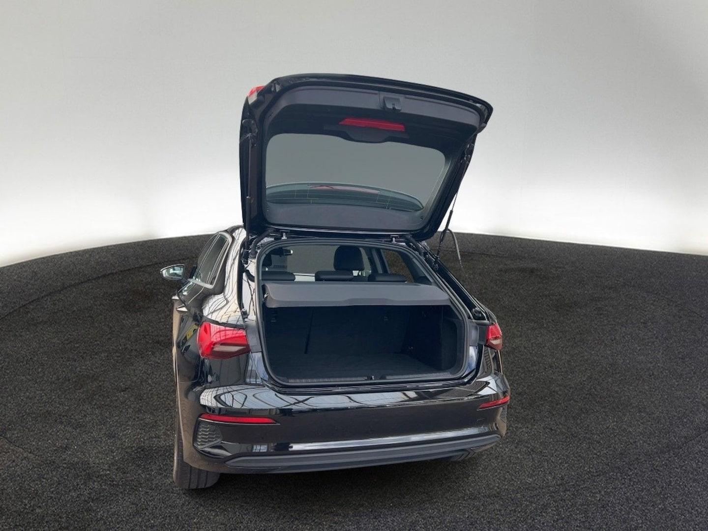 Bild über Audi A3 Sportback 35 TFSI S tronic - für weitere Informationen kontaktieren Sie den Audi Partner